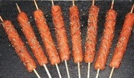 火腿肠加工爆料视频播放,视频曝光惊人细节