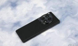 一加13配置爆料视频,性能与美学并存，全新体验即将开启