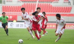 足球名记微博爆料最新,足球界最新动态，揭秘神秘转会传闻