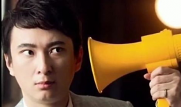 娱乐圈歌手爆料是谁呀视频,揭秘神秘视频背后的真相