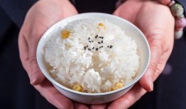 保姆爆料吃剩饭怎么办视频,揭秘家庭饮食卫生隐患