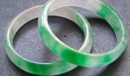 c调的翡翠绿在线观看,C调下的视觉与听觉盛宴