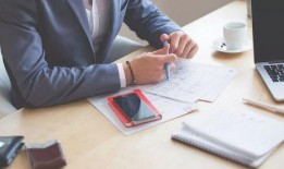 新闻爆料的范围克扣工资,新闻爆料揭示工资范围被恶意操控